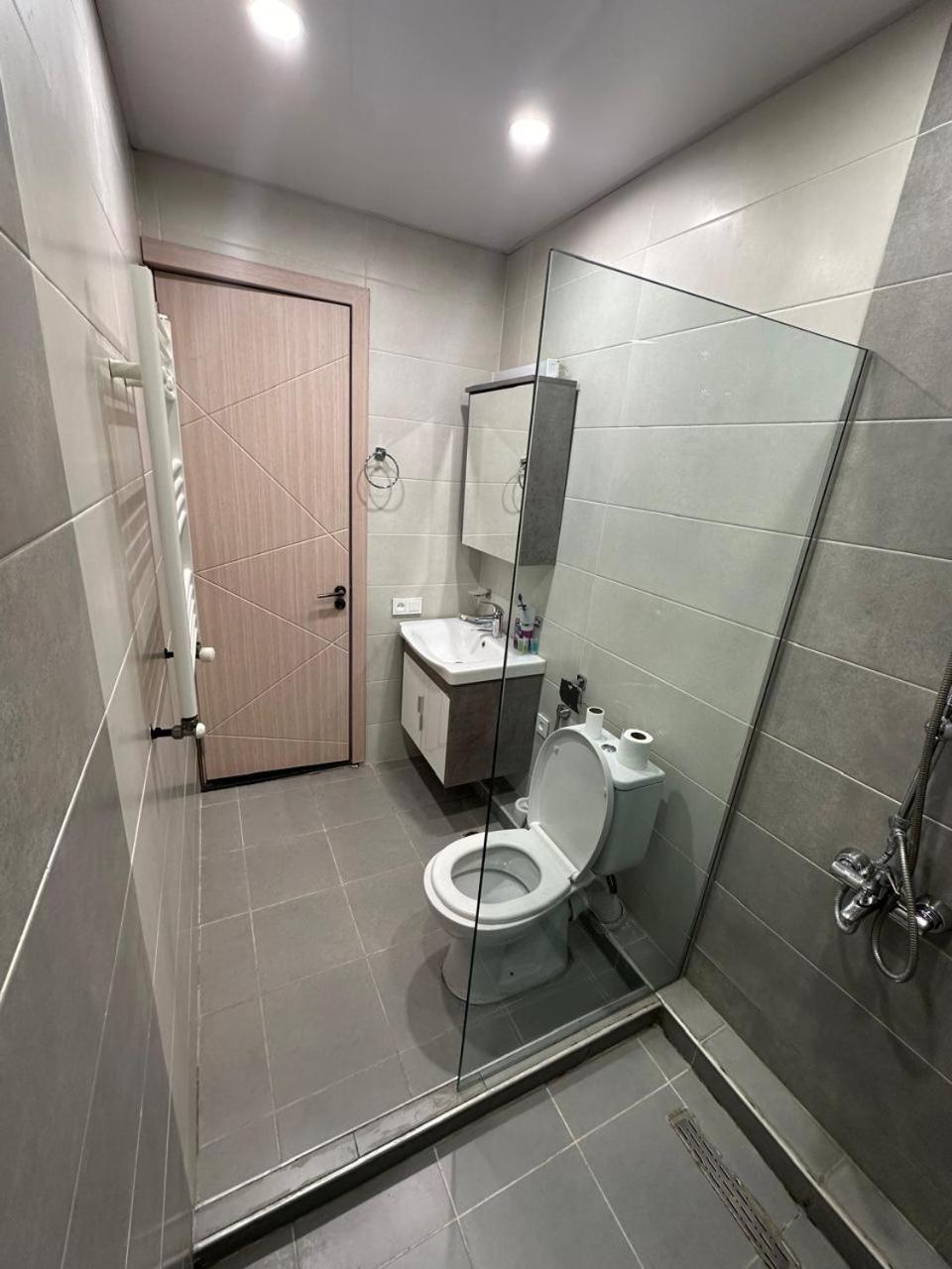 Apartment In The Center Tbilisi Luaran gambar