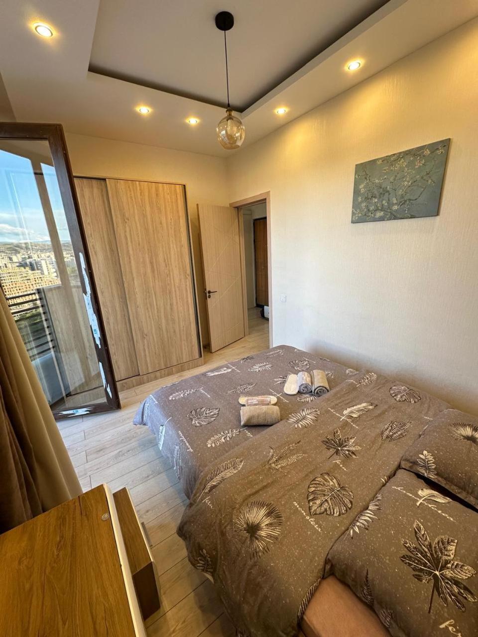 Apartment In The Center Tbilisi Luaran gambar